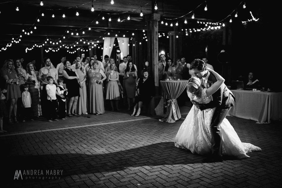 Couple wedding dance