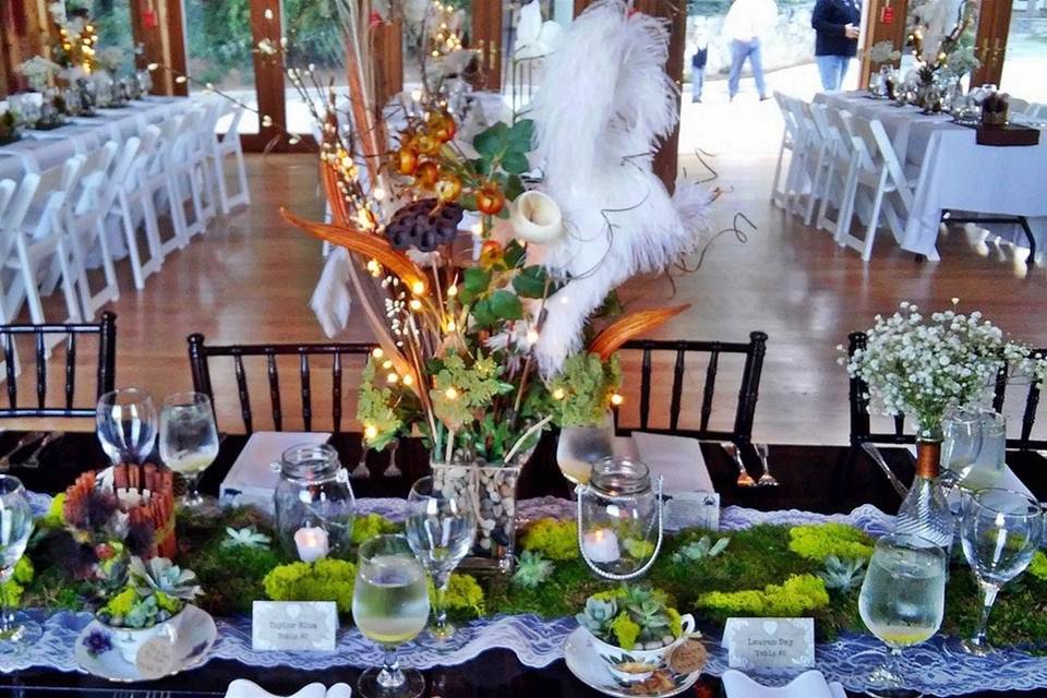 Head table arrangement