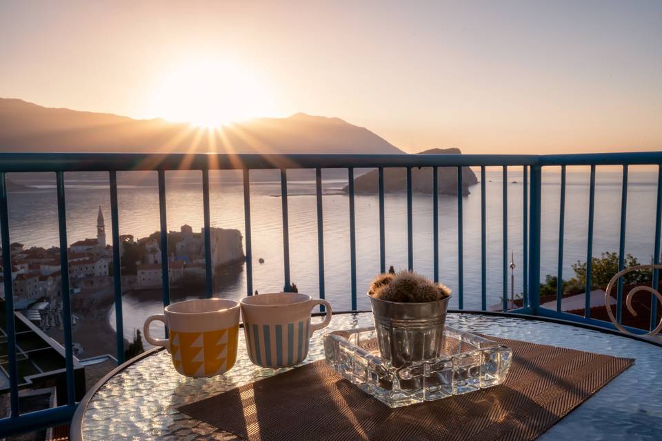 Budva honeymoon inspiration