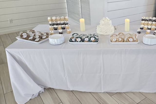Full Wedding Dessert Display
