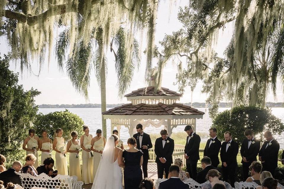 Secret Garden Ceremony