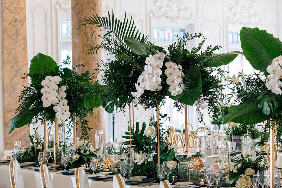 Imperial Table | Tropical