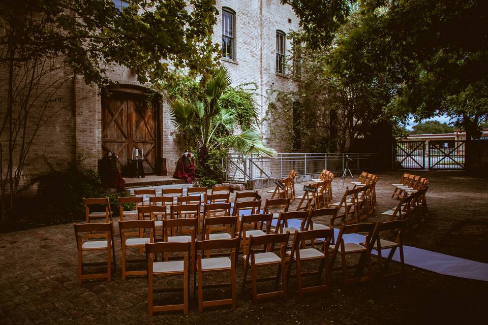 Ceremony Setting