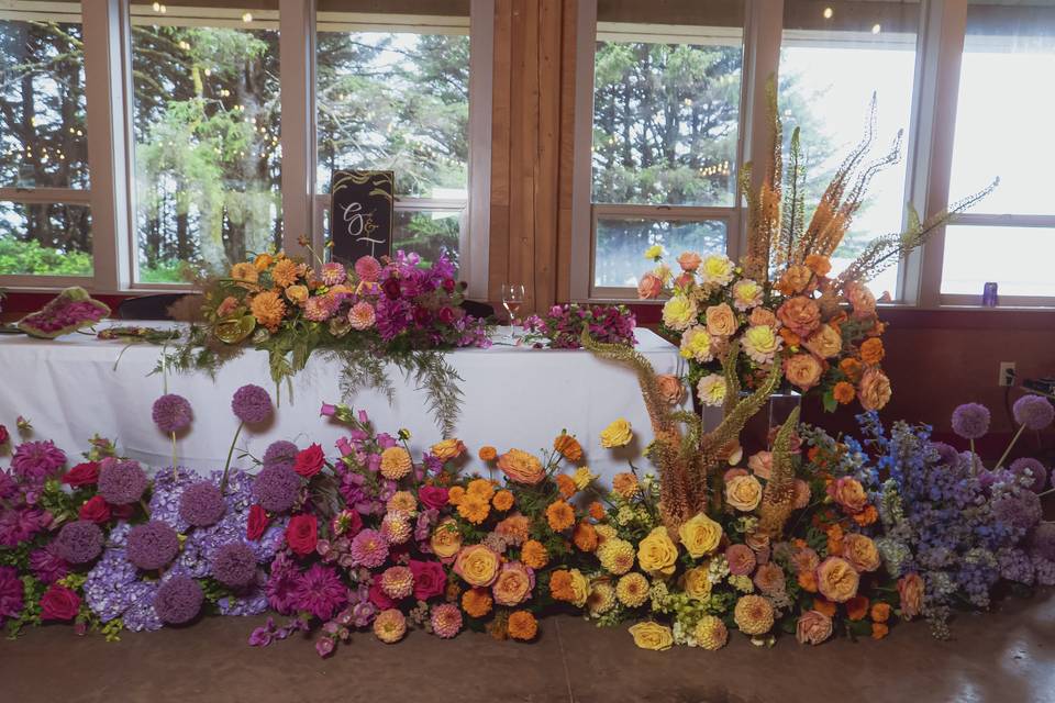 Floral arrangement for days