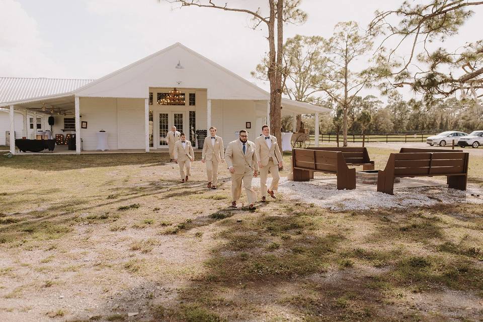 Barn Weddings