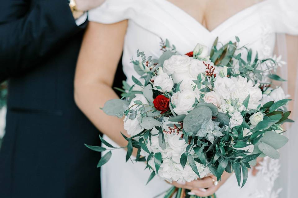 Tradi Tied Bouquet