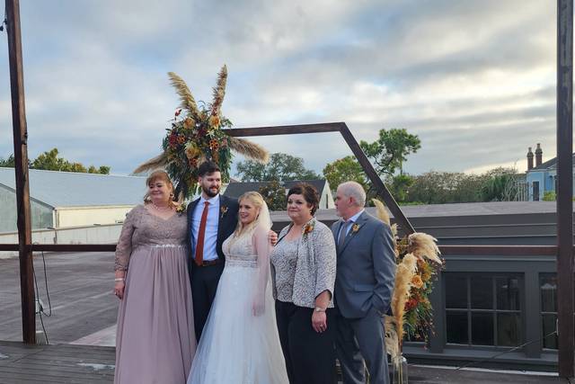 Toomer's Tax, Notary and Wedding Officiant Services