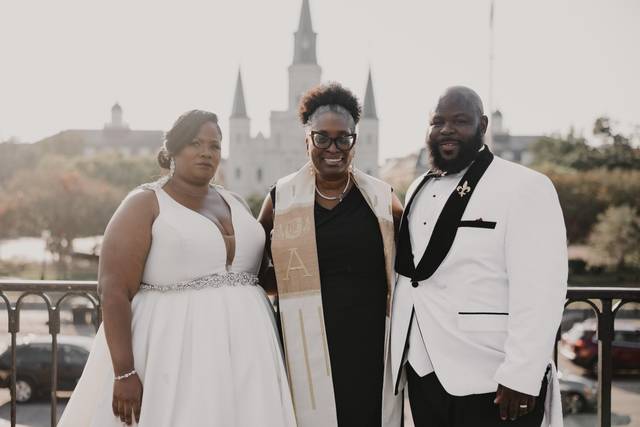 Toomer's Tax, Notary and Wedding Officiant Services
