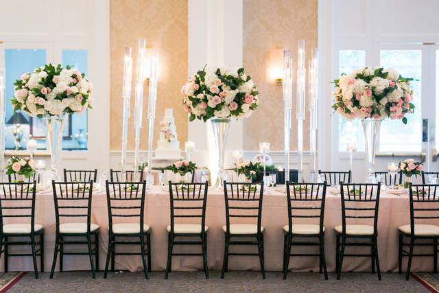 Chiavari Chair Rentals of Dallas