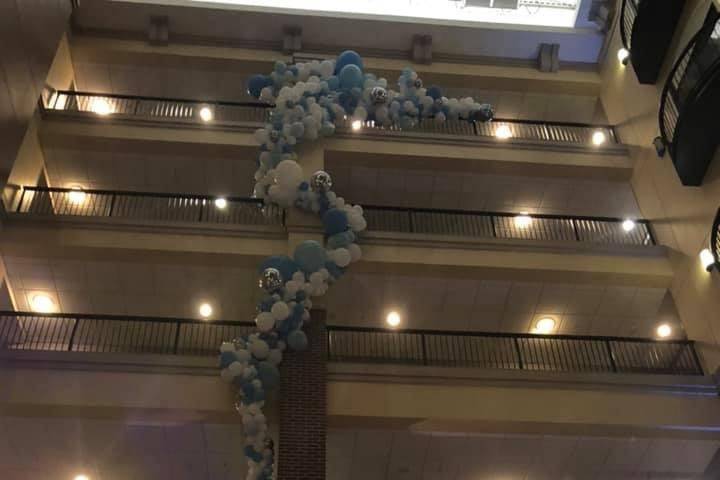 5 story tall balloon art!