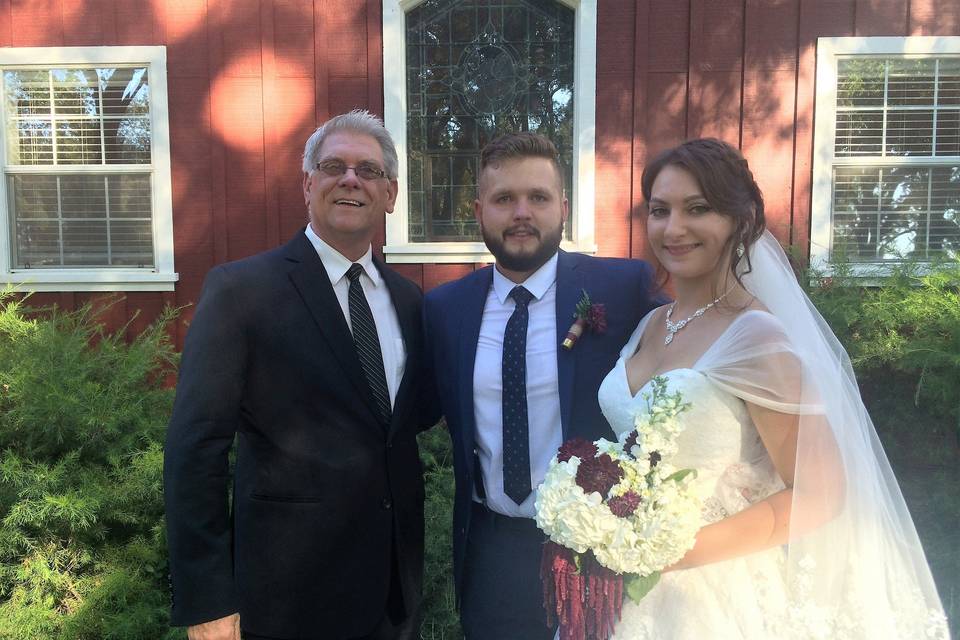 Photo with newlyweds