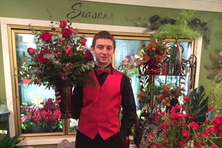 Seasons Floral Gifts & Home Decor