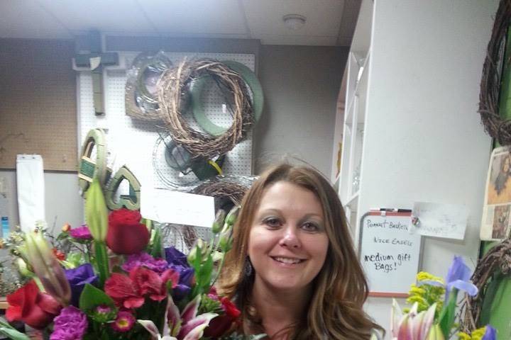 Seasons Floral Gifts & Home Decor