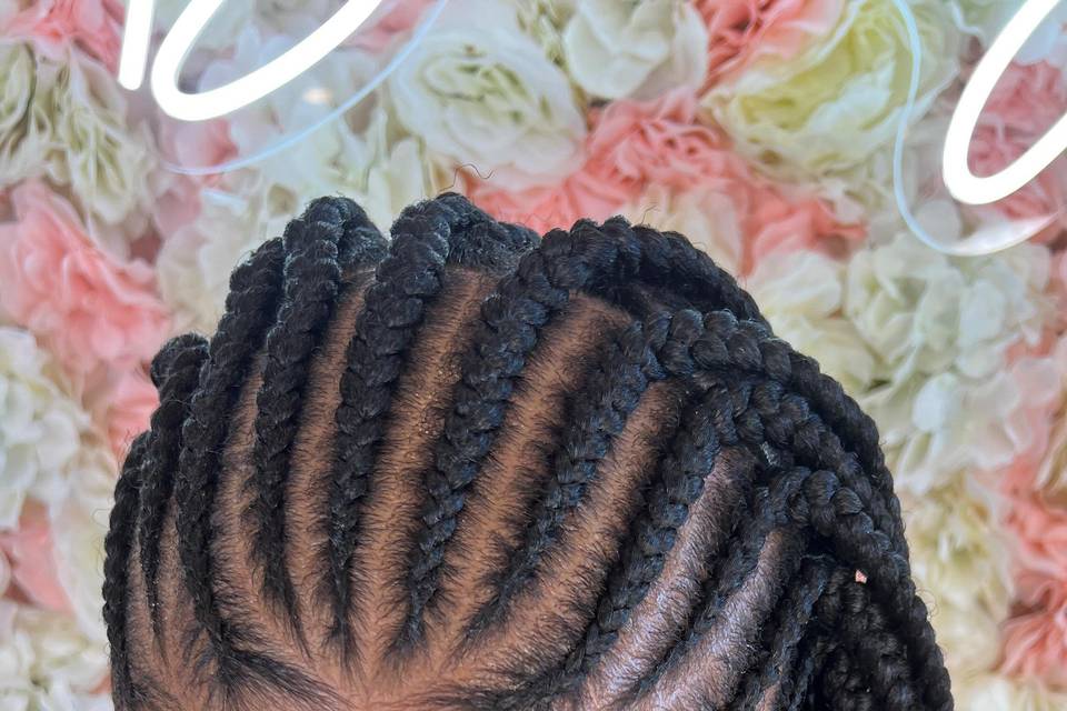 Booji Beauty Bar & Co.