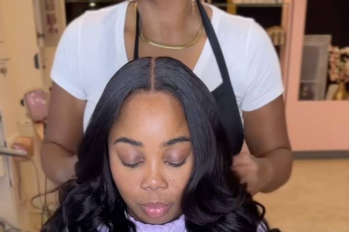 Booji Beauty Bar & Co.