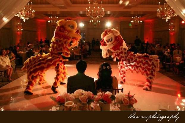 Lion Dancers - Essence Entertainment