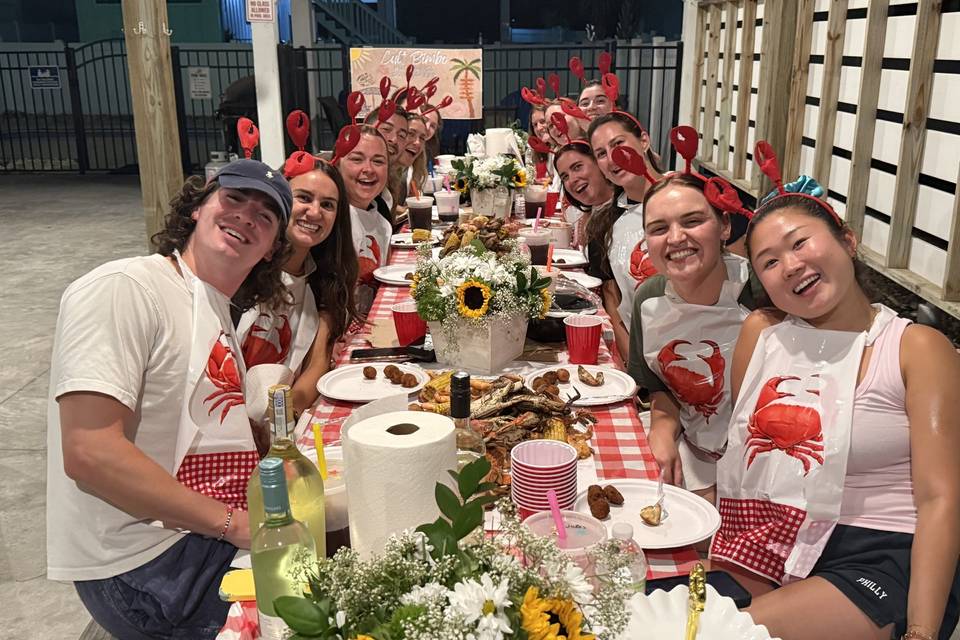 crab-bib-party-long-table.jpg