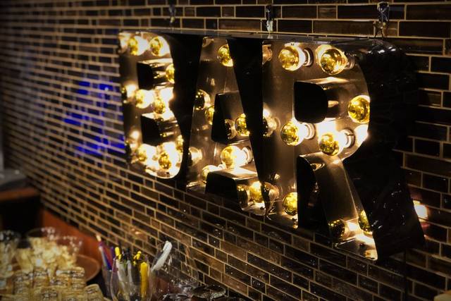 Full Bar