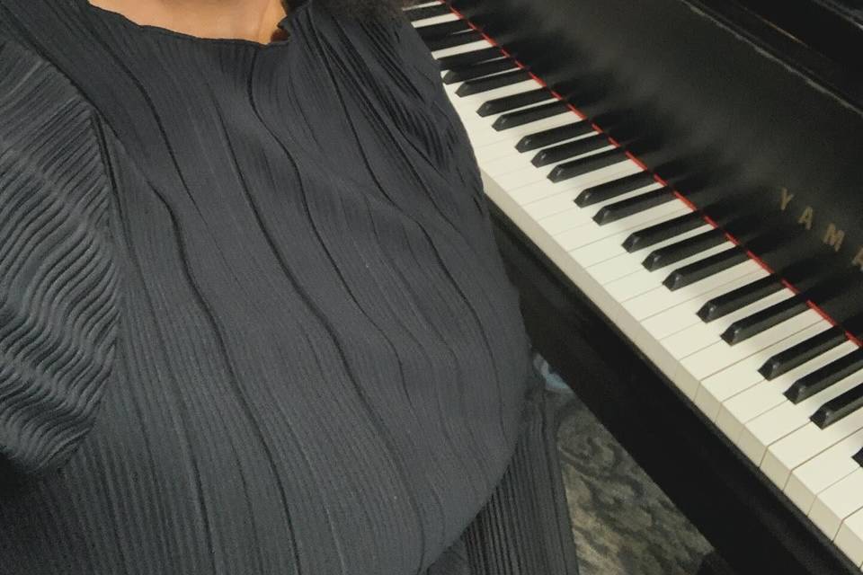Liz Marion Piano