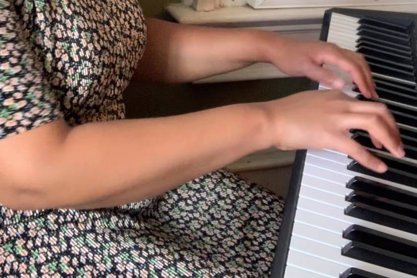 Liz Marion Piano