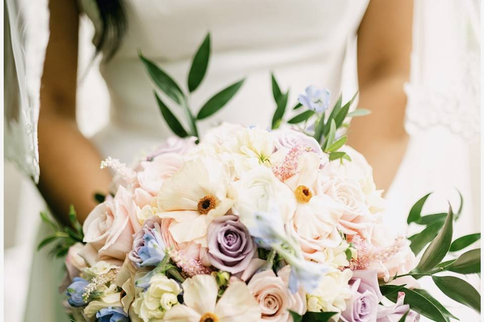Bella Flowers