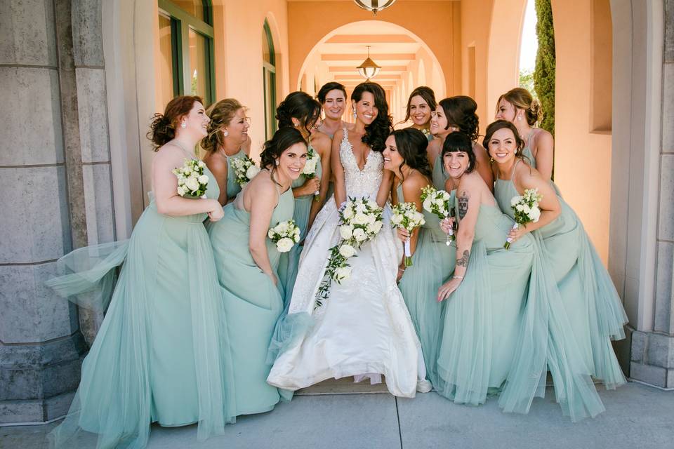 Your bridesmaids have your back - Tim Otto Photography