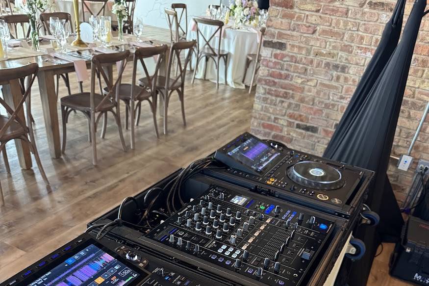 Professional DJ Desk (not a co