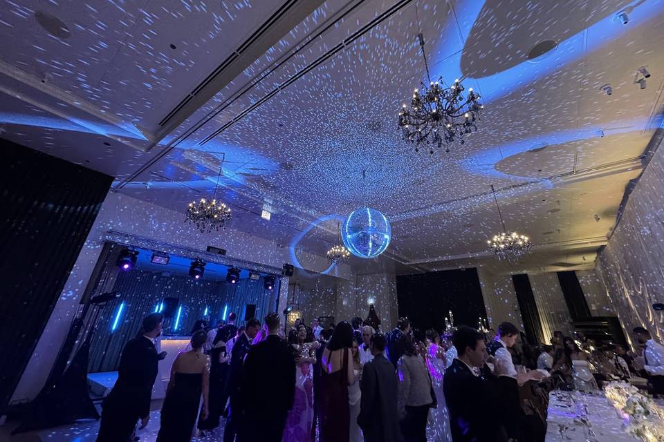 Mirror Ball and Movers