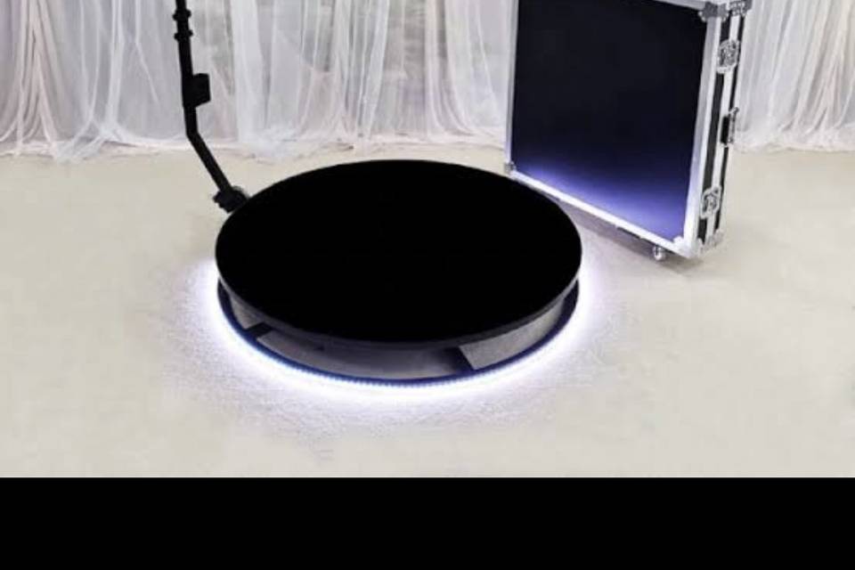 Warner 360 Camera