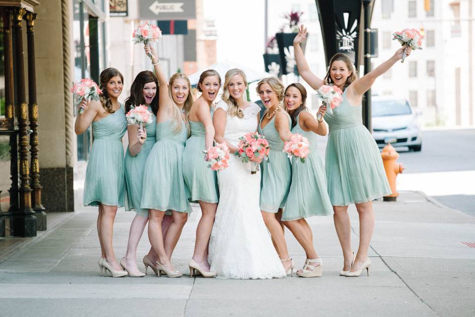 Couple with bridesmaid and groomsmen