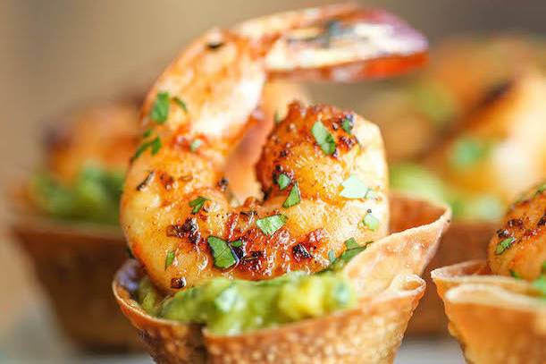 Guacamole shrimp wonton