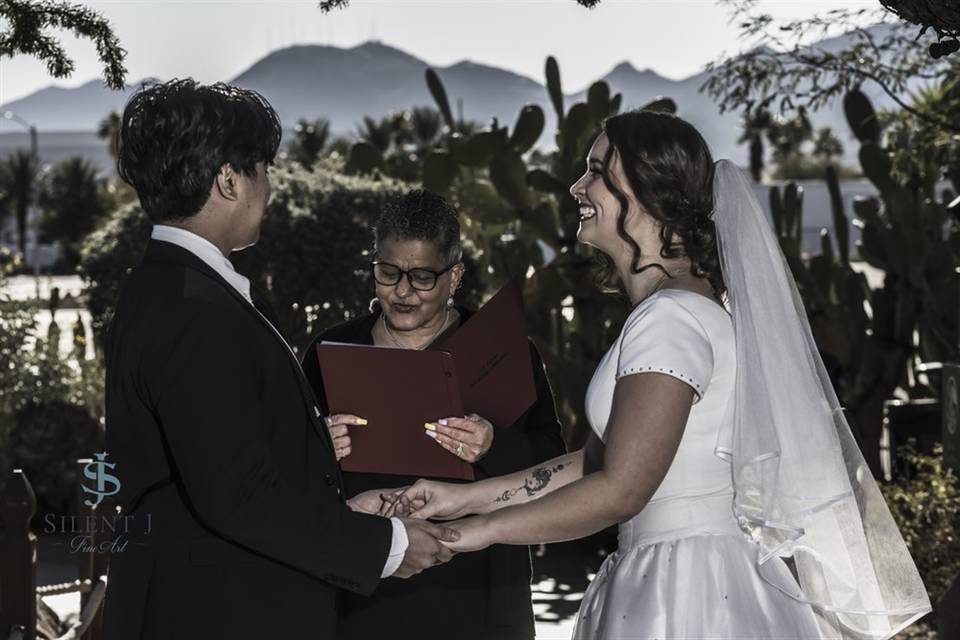 Elopement in a Garden