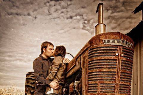 Country themed engagement shoot#EngagementphotographyDallas