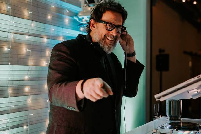 I wanna be Your DJ!