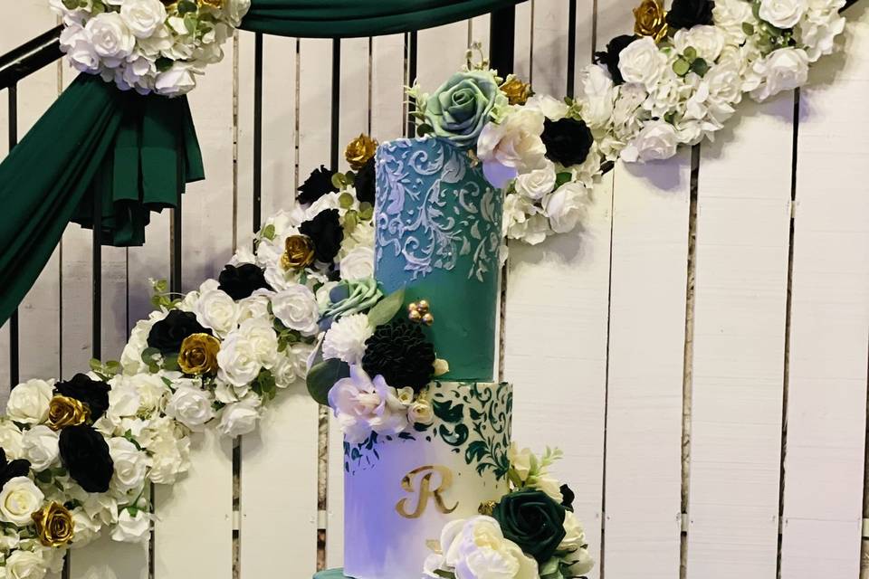 BEAUTIFUL 4 TIRED TALL CAKE