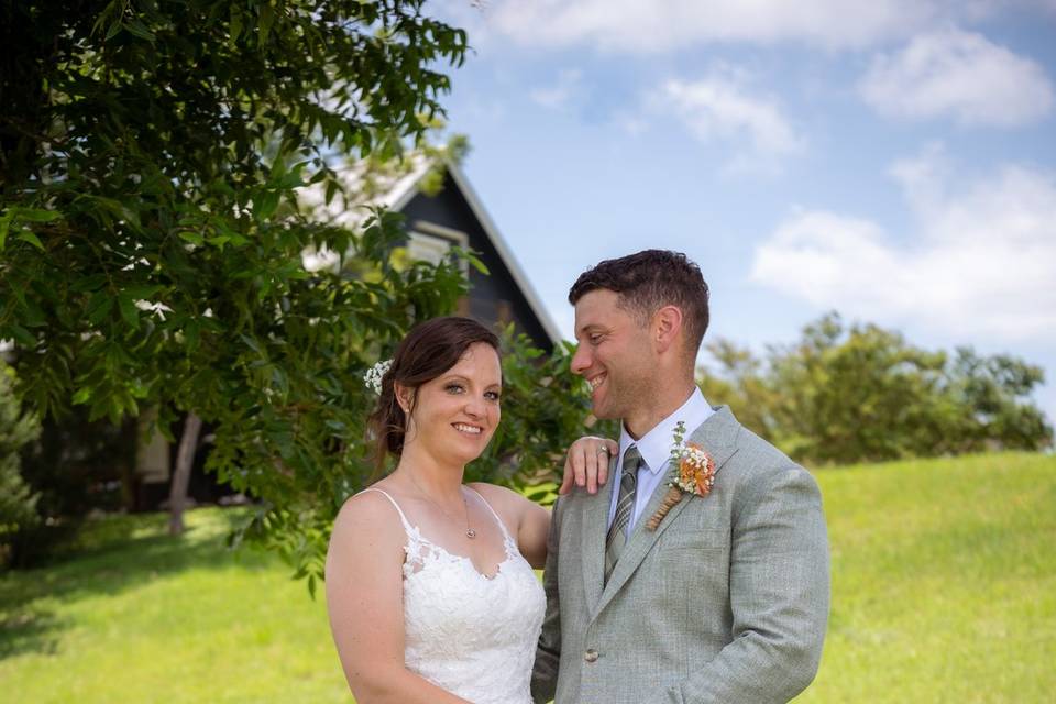 wedding-couple-portrait-central-texas-photographer-zan-visuals.jpg