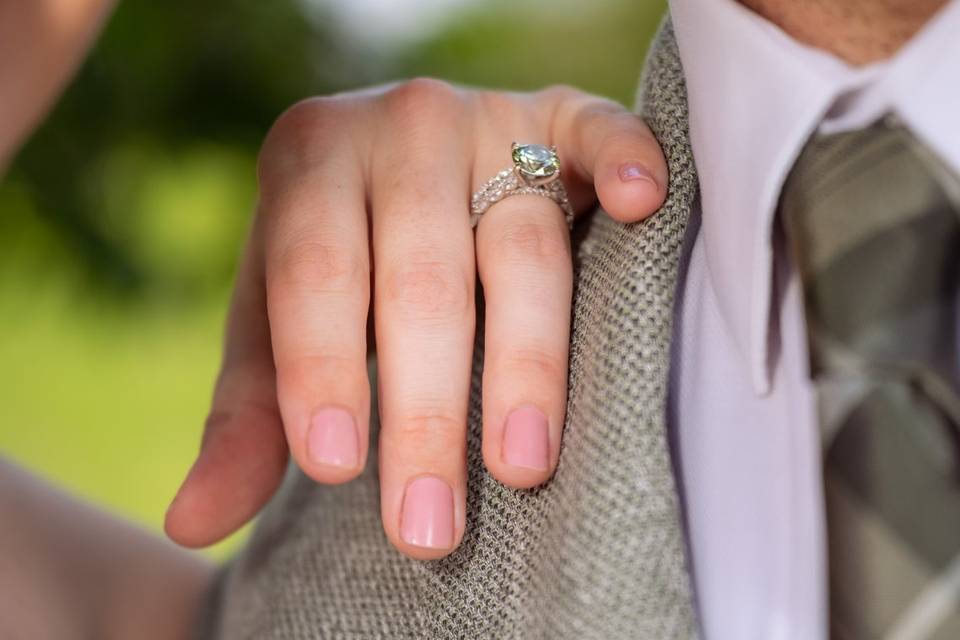 wedding-ring-detail-austin-photographer-zan-visuals.jpg