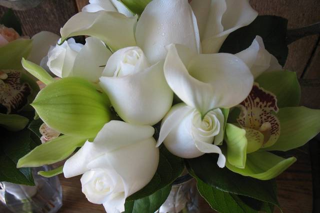 White bouquet