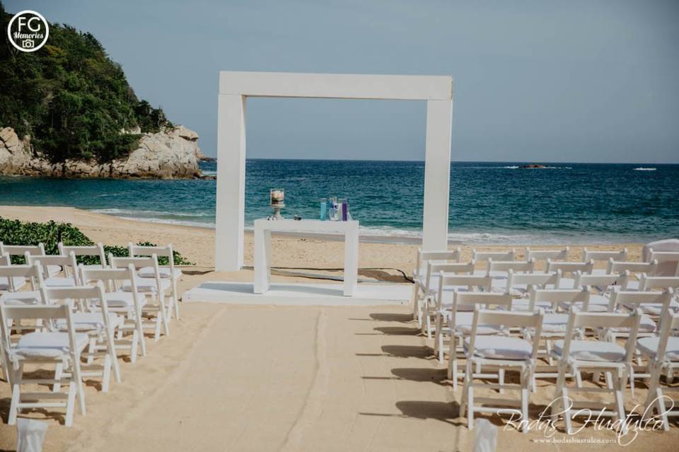 Ceremony at the beach Huatulco