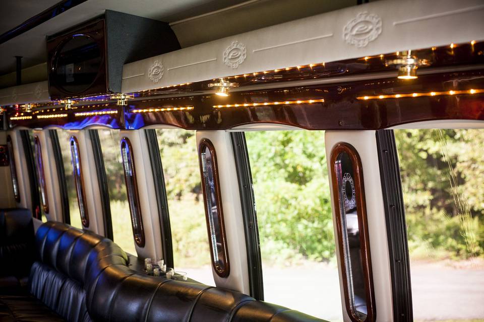 Davis Bus & Limo