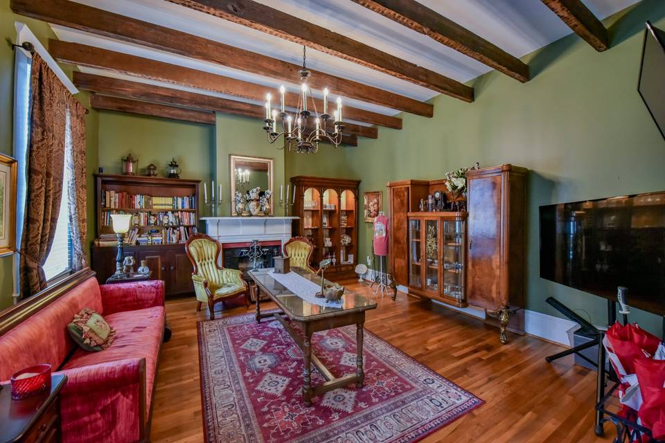 Gift Shop/Library