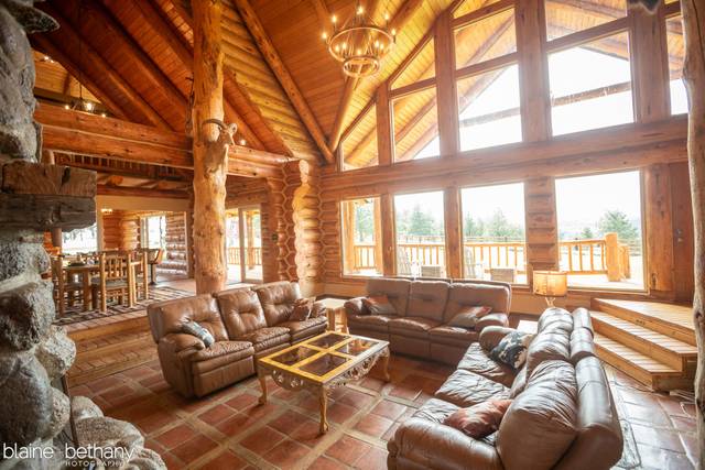 004-Pleasant-Ridge-Ranch-WEB.jpg