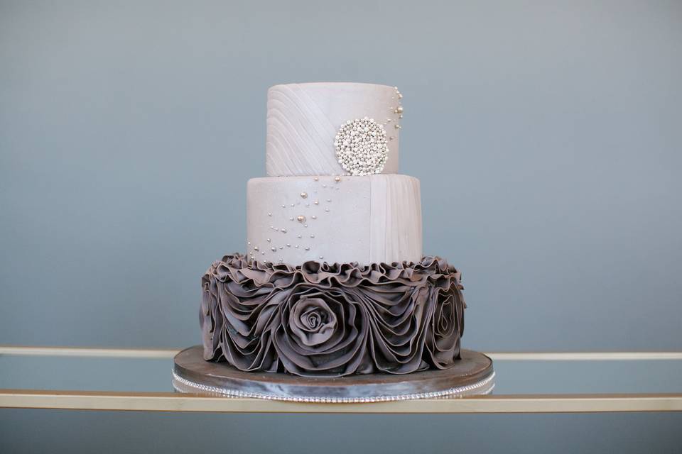 Fancy wedding cake