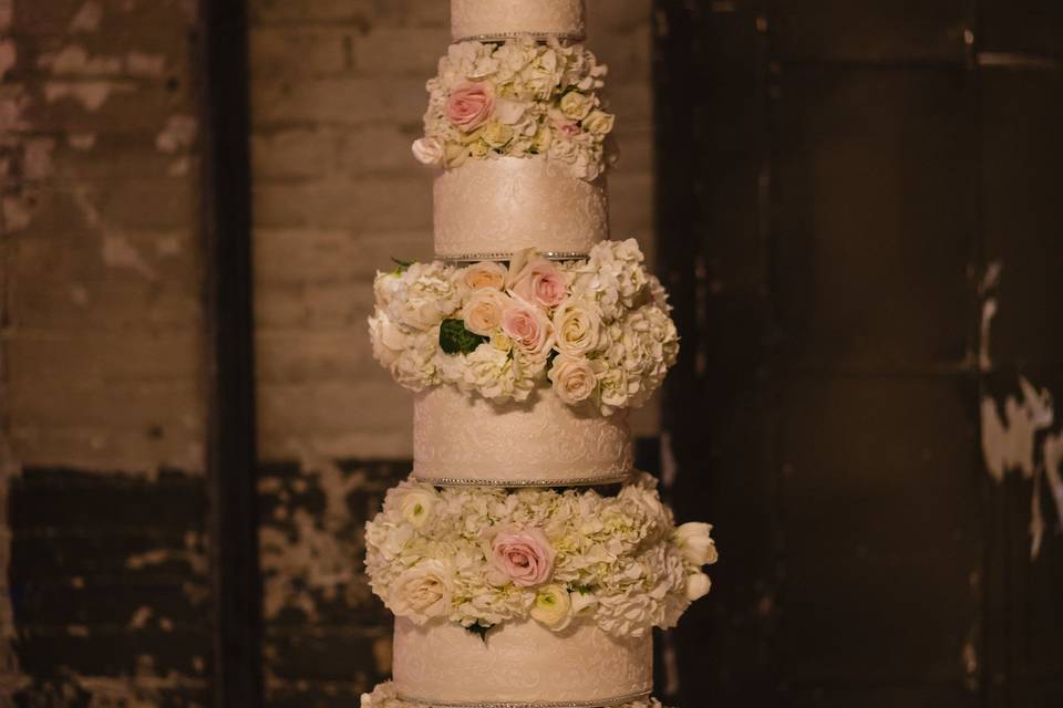 Wedding cake with flowers