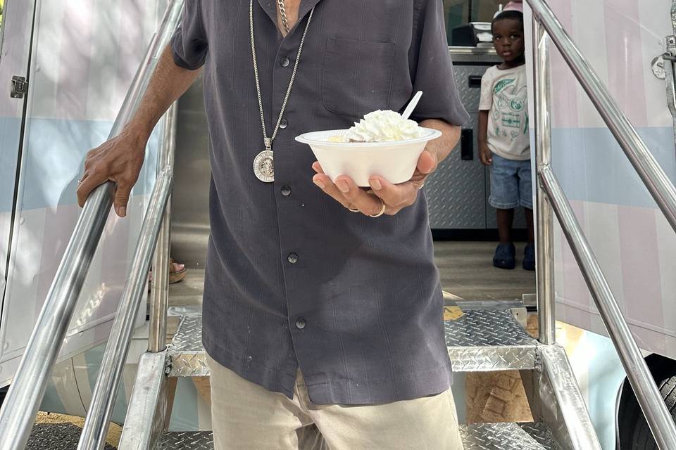Ellie P's Mobile Ice cream Parlor