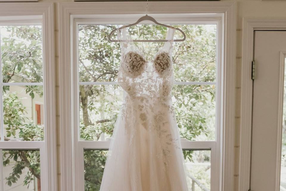 Bridal gown