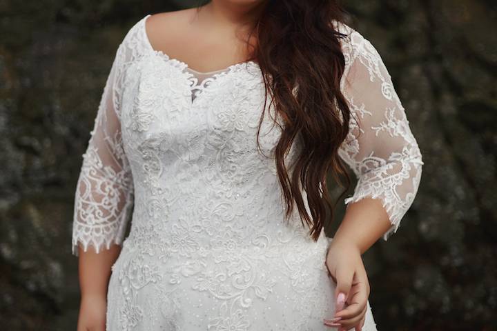 Plus size lace wedding gown