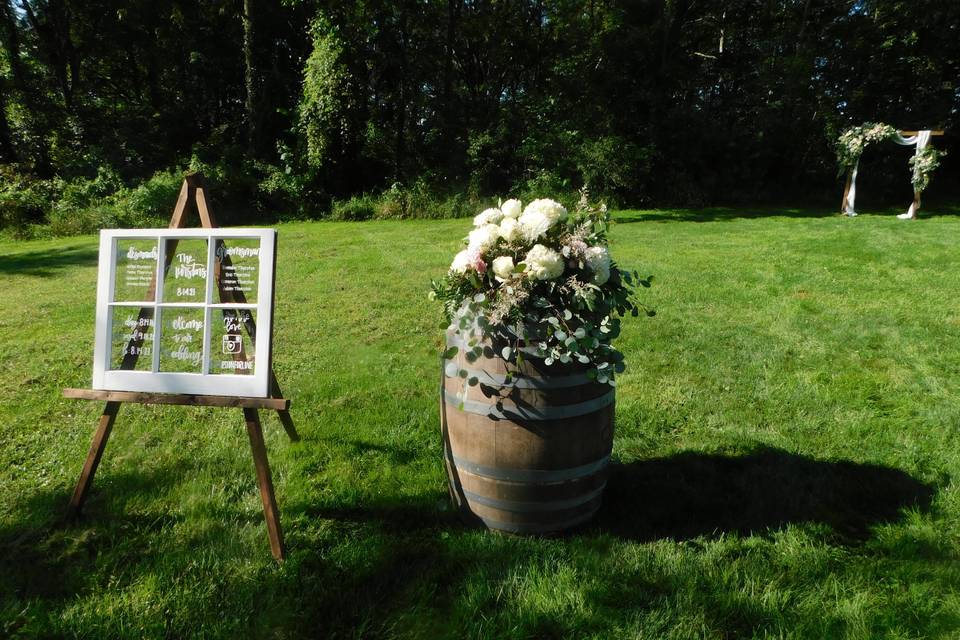 Whiskey barrel floral