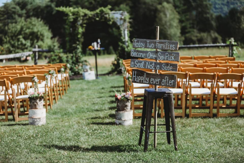 Burlap & Beams, Athol NY