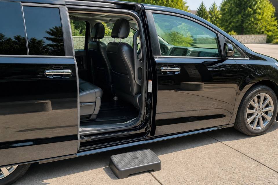 Limo4Less_Easy_Entry_Step_Stool.jpg
